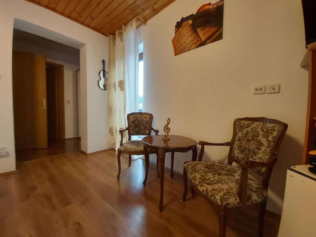Guest house De Inchiriat Cascada Busteni